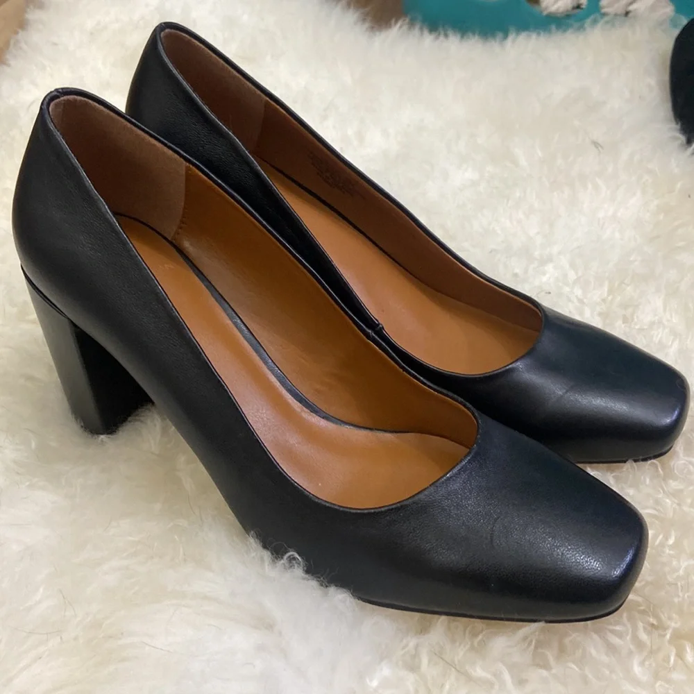 Halston heels black - Picture 7 of 8